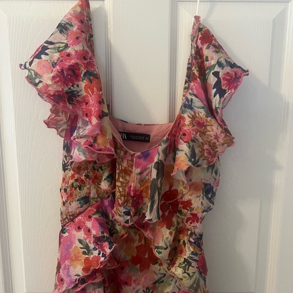 FLORAL PRINT RUFFLED DRESS - Picture 4 of 9
